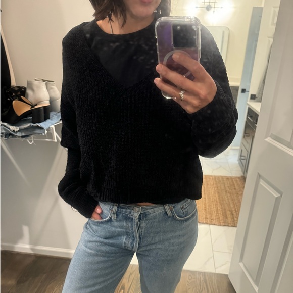 Cropped black sweater - Picture 3 of 4